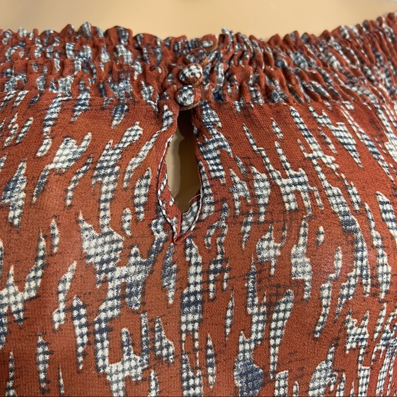 Sexy off shoulder, boho bell sleeved, back laced chiffon high low top, S - Picture 2 of 12